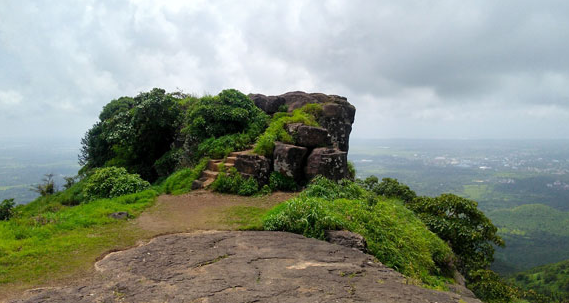Kaldurg Fort, Palghar, Maharashtra - Vushii.com Kaldurg Fort, Palghar, Maharashtra - Vushii.com